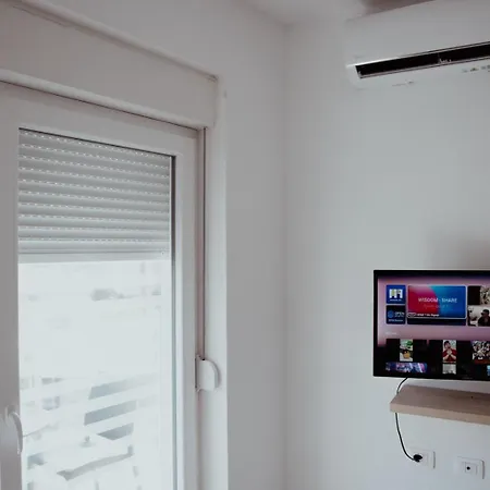 Tre Delfinet Apartmán Lezhë
