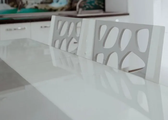 Tre Delfinet 아파트 *