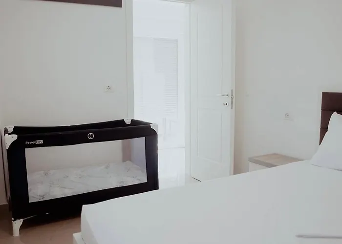 Apartment Tre Delfinet Lezhë