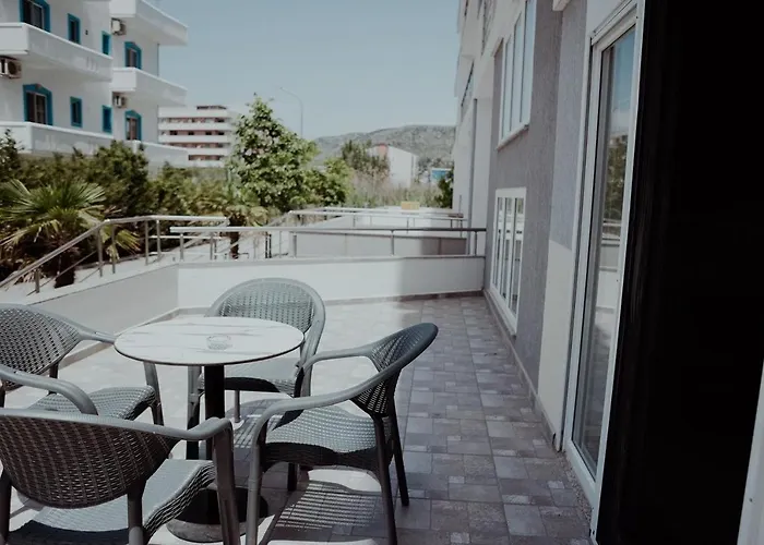 Tre Delfinet Apartment Lezhë